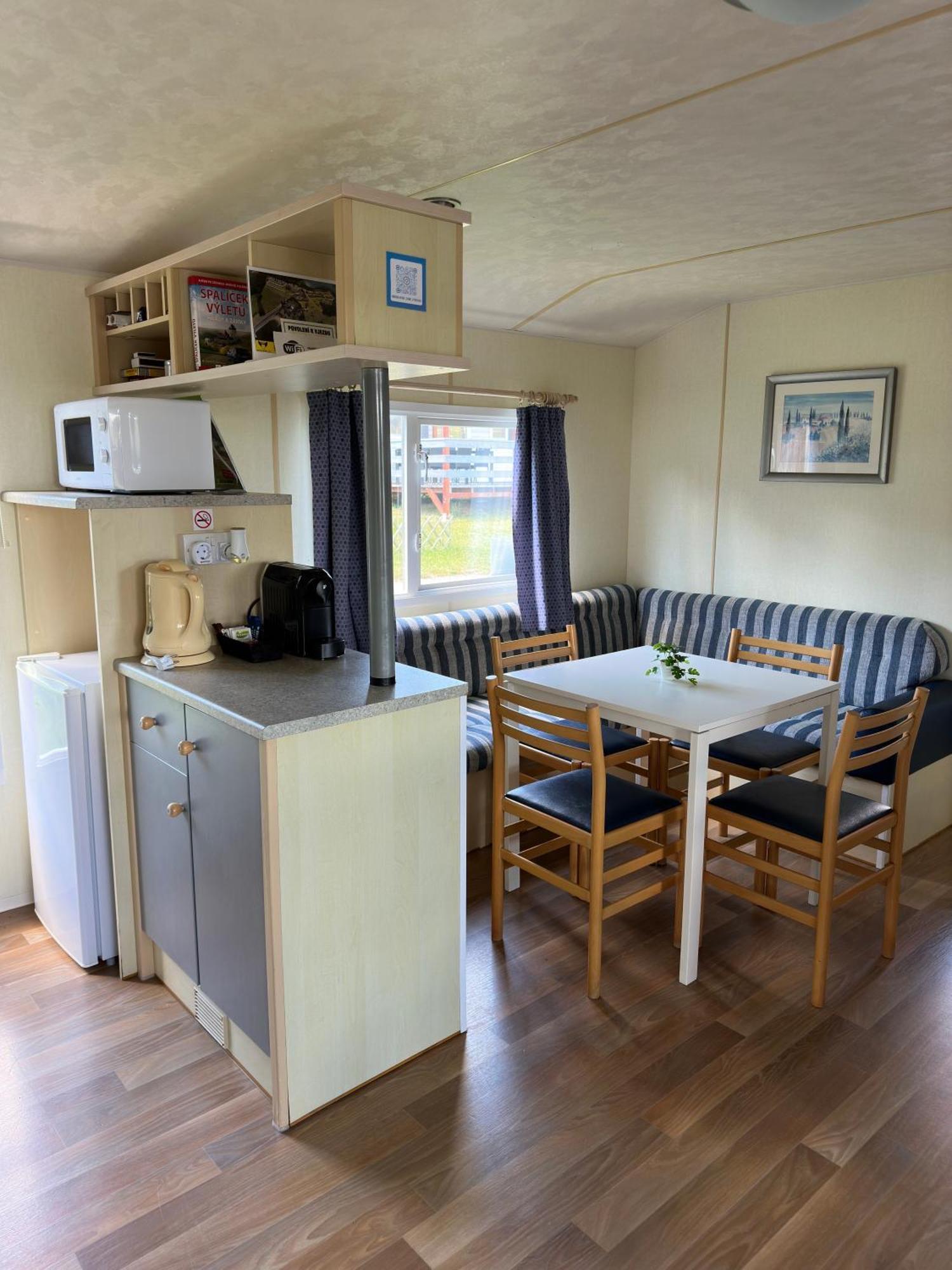 Mobilheimy Camp Vyrovice Hotell Eksteriør bilde